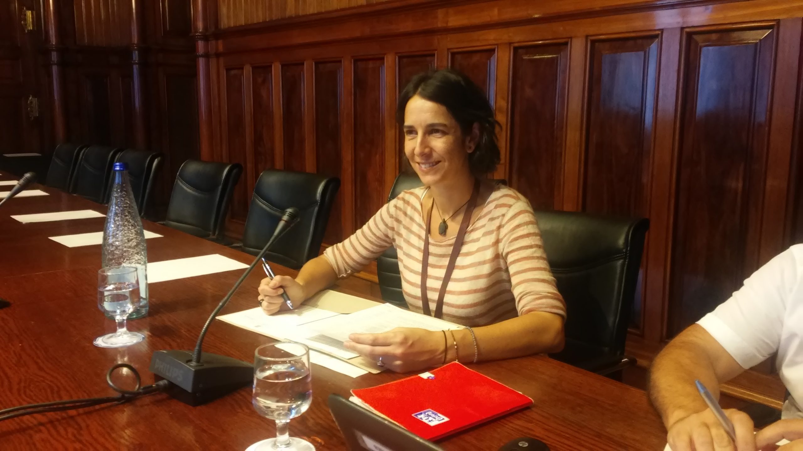 Lydia Chaparro alerta al Parlamento de la grave amenaza del cambio climático sobre la pesca y los ecosistemas marinas