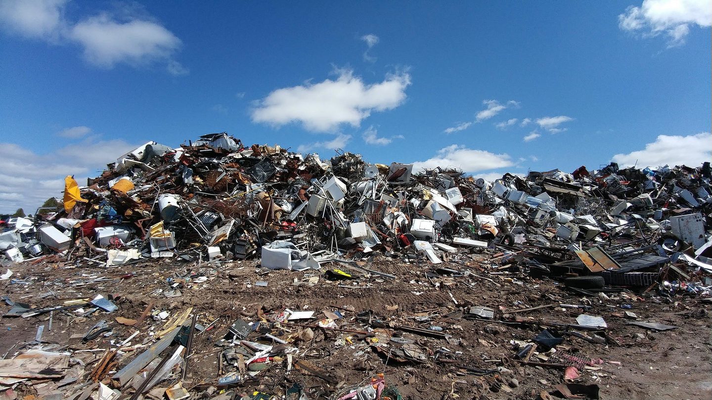Published in Science of The Total Environment a new article on landfills with the participation of Rosaria Chifari (ENT)